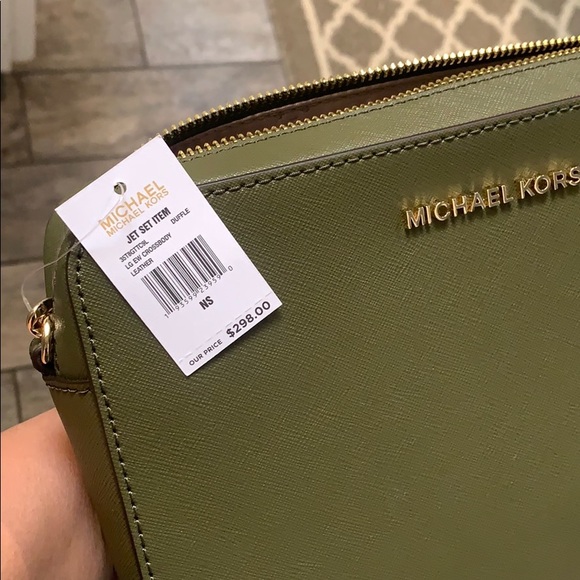 Last one‼️New MK Crossbody 🌿 - Picture 7 of 7